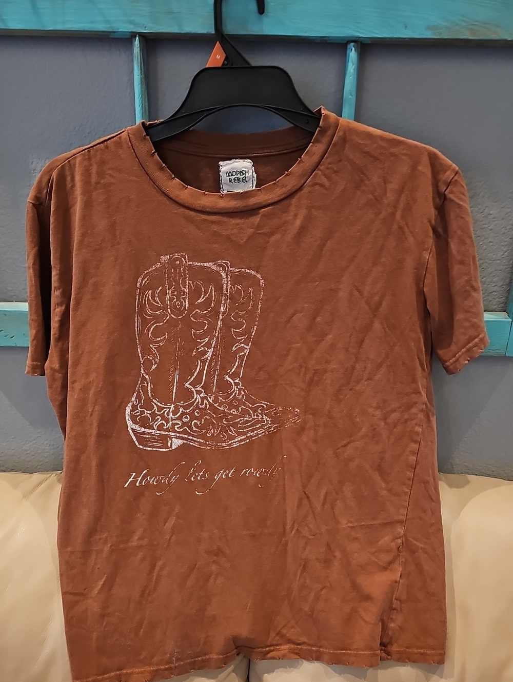 Women’s Short Sleeve Graphic Tee - Brown Cowboy Boots